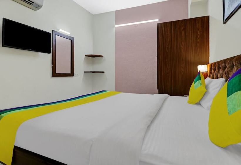 בית מלון כפרי Itsy By Treebo  Starwood