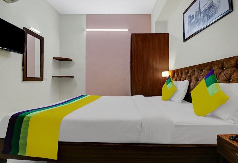 בית מלון כפרי Itsy By Treebo  Starwood