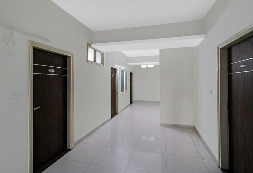 בית מלון כפרי Itsy By Treebo  Starwood