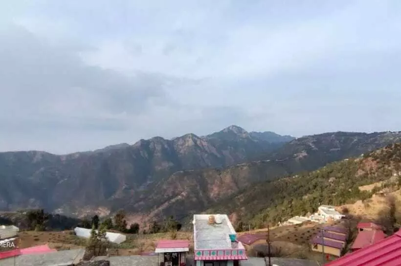 Hotelli Kanatal S Valley View Inn