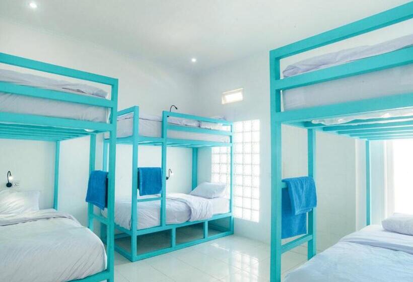 فندق Mad Monkey Nusa Lembongan