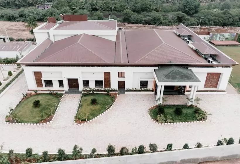 ホテル Royal Ritz