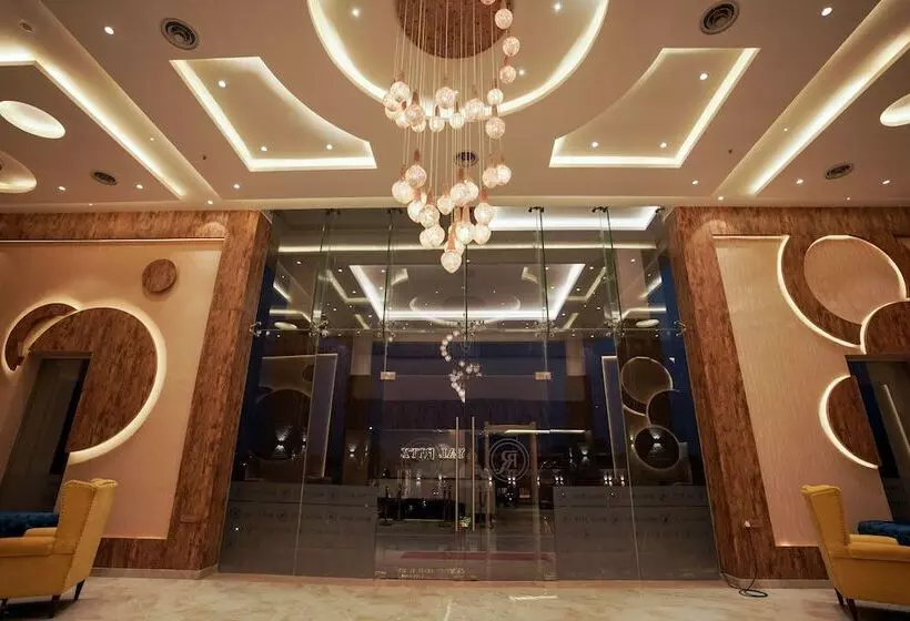 ホテル Royal Ritz