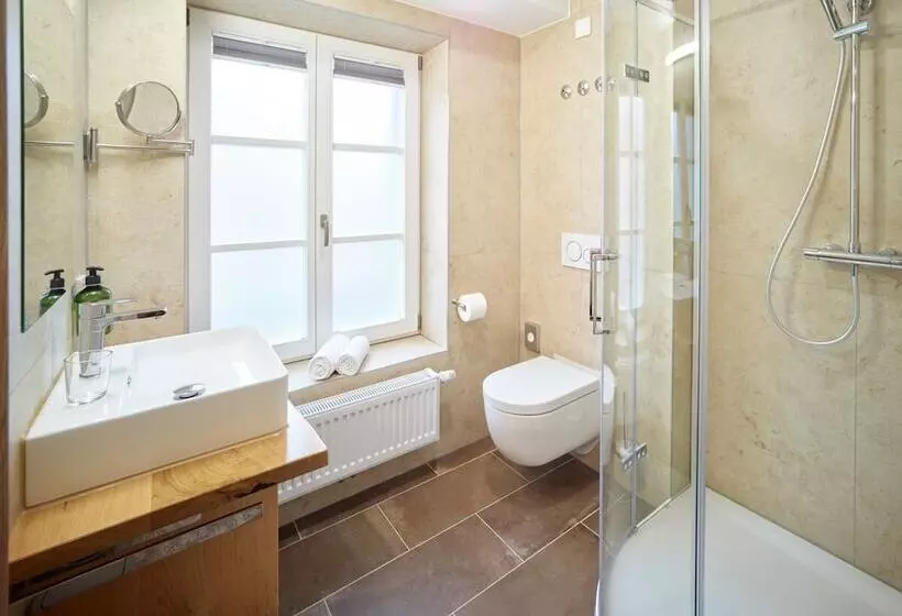 Hotelli Wittelsbacher Hof