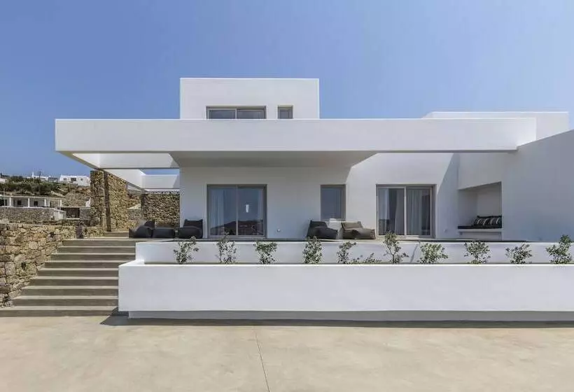 Muro Suites