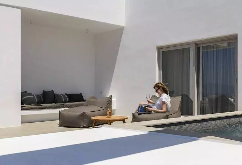 Muro Suites