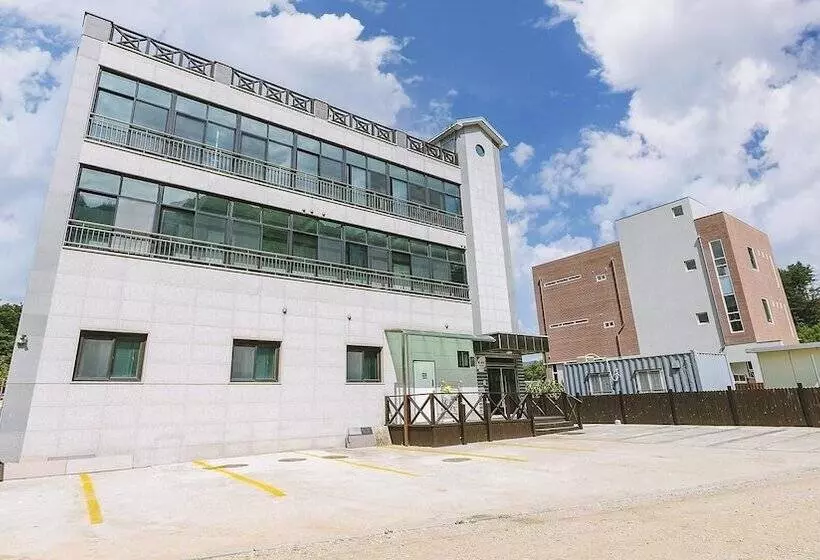 Namyangju Jeongwon Pension