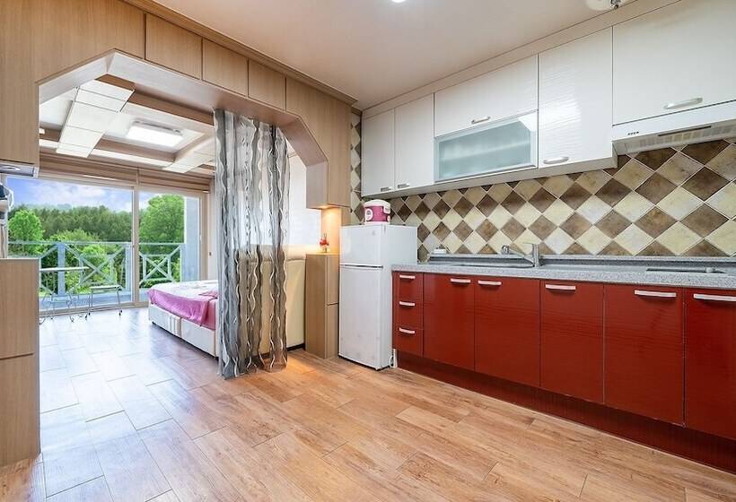 Namyangju Jeongwon Pension