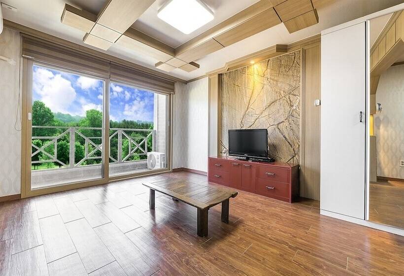 Namyangju Jeongwon Pension