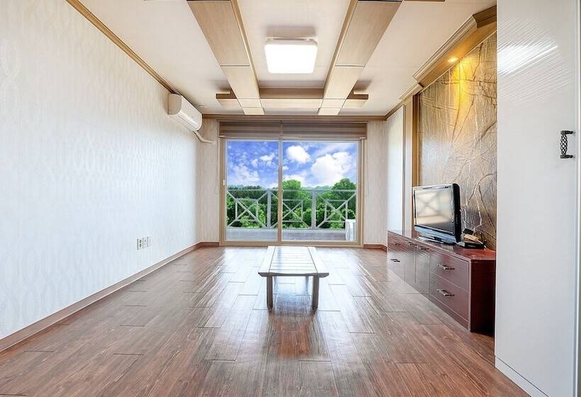 Namyangju Jeongwon Pension