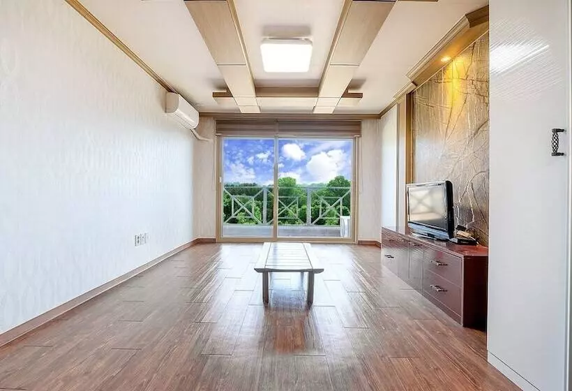 Namyangju Jeongwon Pension