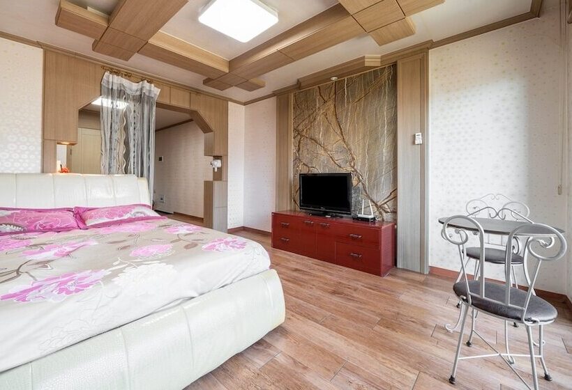 Namyangju Jeongwon Pension