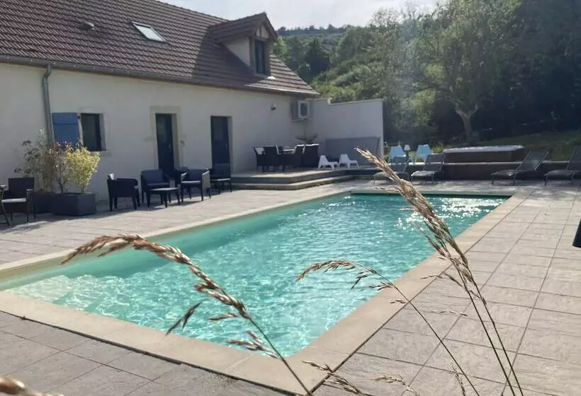 Majatalo Clos De Belle Roche