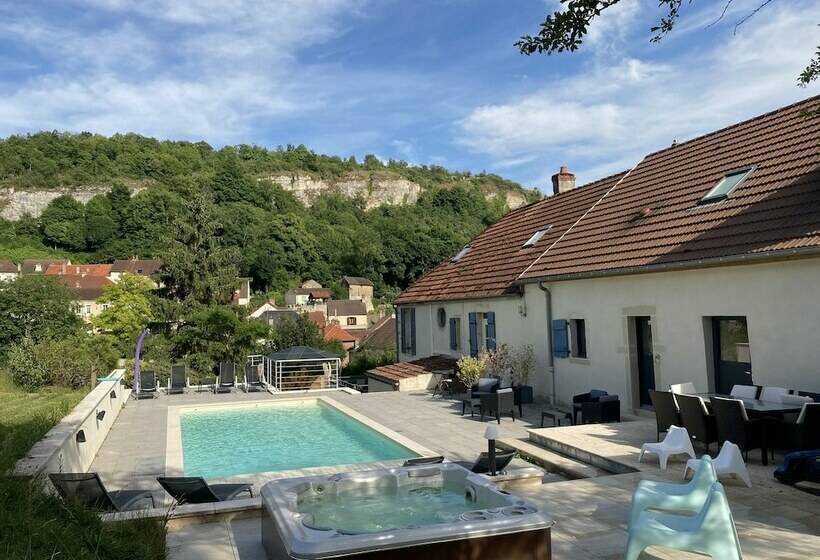 بنسيون Clos De Belle Roche