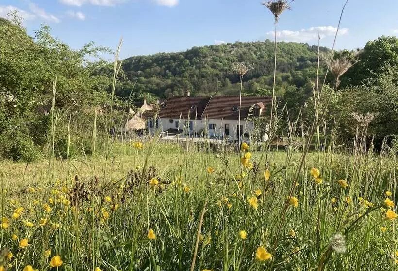 Majatalo Clos De Belle Roche