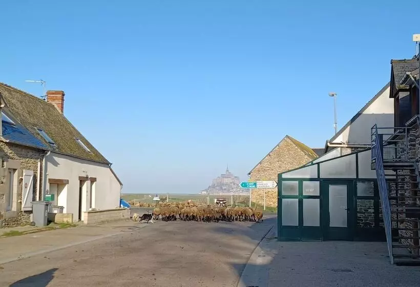 Majatalo Gîtes Les 2 Clos Au Pied Du Mont