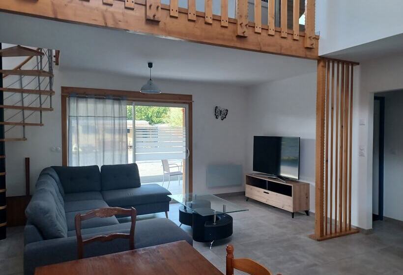 Majatalo Gîtes Les 2 Clos Au Pied Du Mont