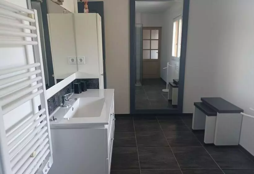 Majatalo Gîtes Les 2 Clos Au Pied Du Mont