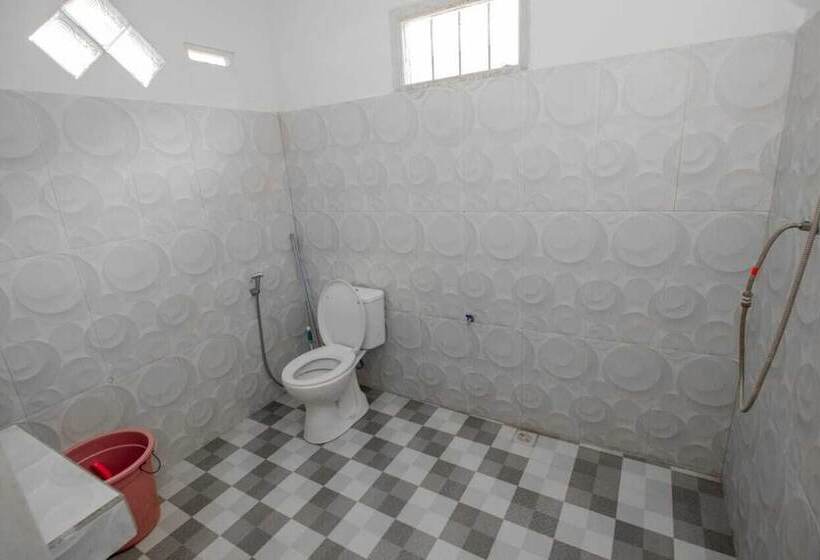 ペンション Homestay Umah Sare