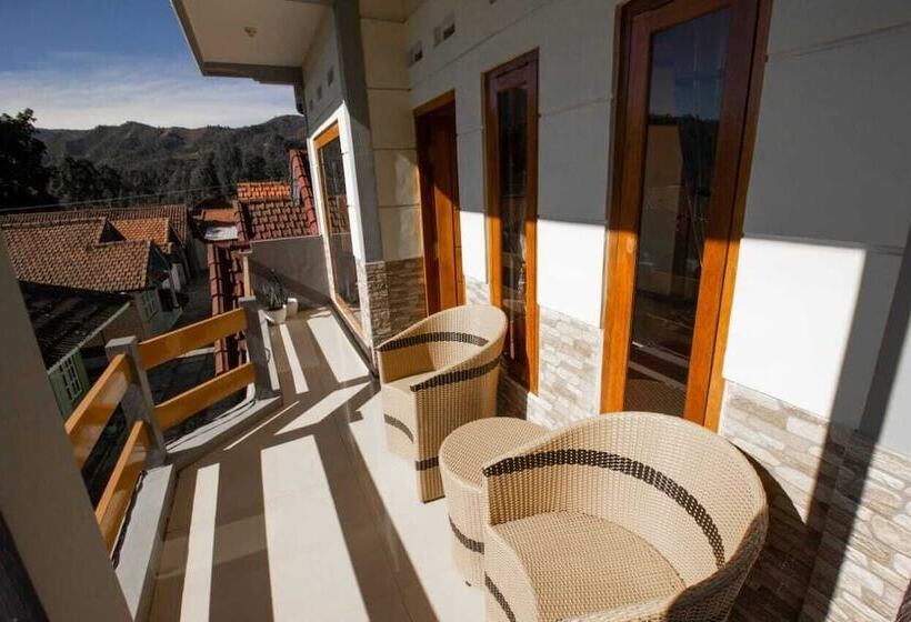 ペンション Homestay Umah Sare