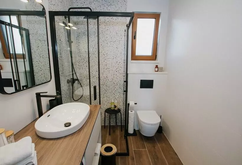 پانسیون Oleander Urban Suites