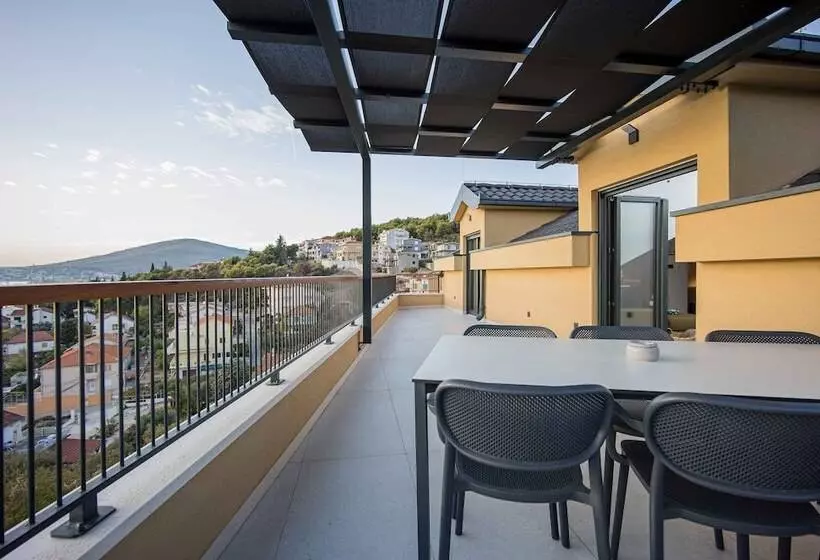 پانسیون Oleander Urban Suites