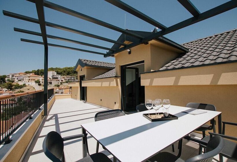 Pensió Oleander Urban Suites