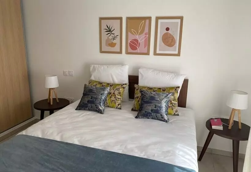 ペンション Résidence Domitys Regalecia à Uzès