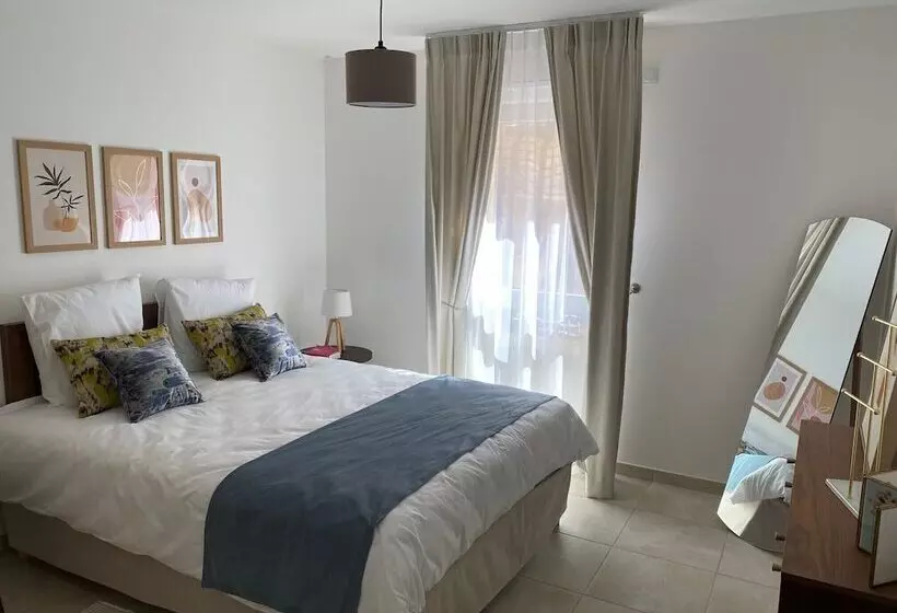 ペンション Résidence Domitys Regalecia à Uzès