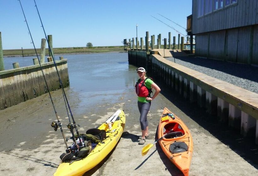 ペンション West End House