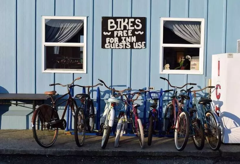 Majatalo West End House