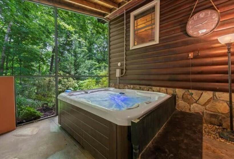 Underlook Cabin Secluded Cabin With Wifi Large Deck Gas Grill Wood Fireplace