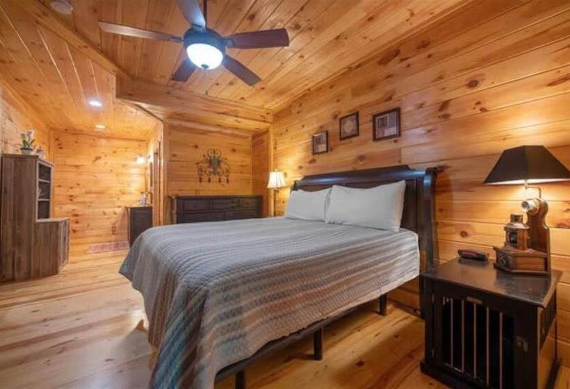 Underlook Cabin Secluded Cabin With Wifi Large Deck Gas Grill Wood Fireplace