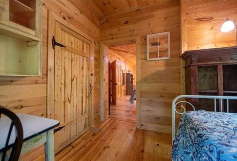 Underlook Cabin Secluded Cabin With Wifi Large Deck Gas Grill Wood Fireplace