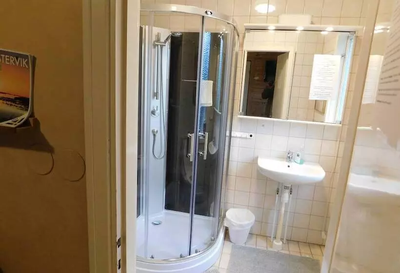 Blackstad Vandrarhem Hostal B&b