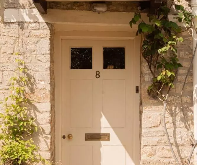 Casina Cottage