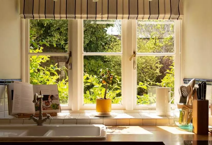 Casina Cottage