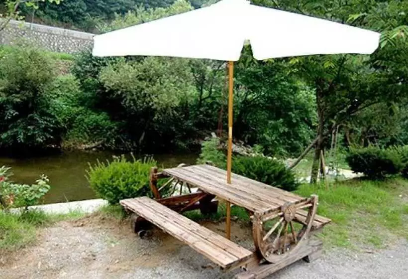 Chuncheon Supsogiyagi Pension