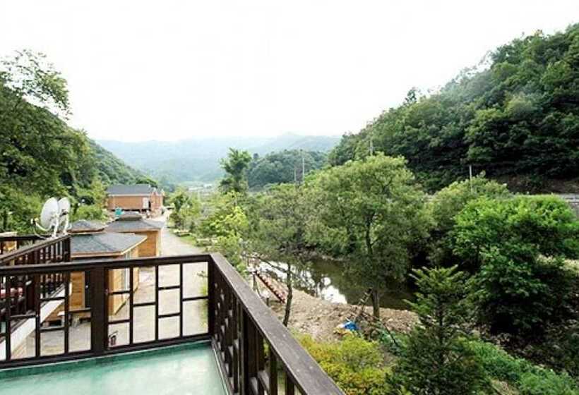 Chuncheon Supsogiyagi Pension