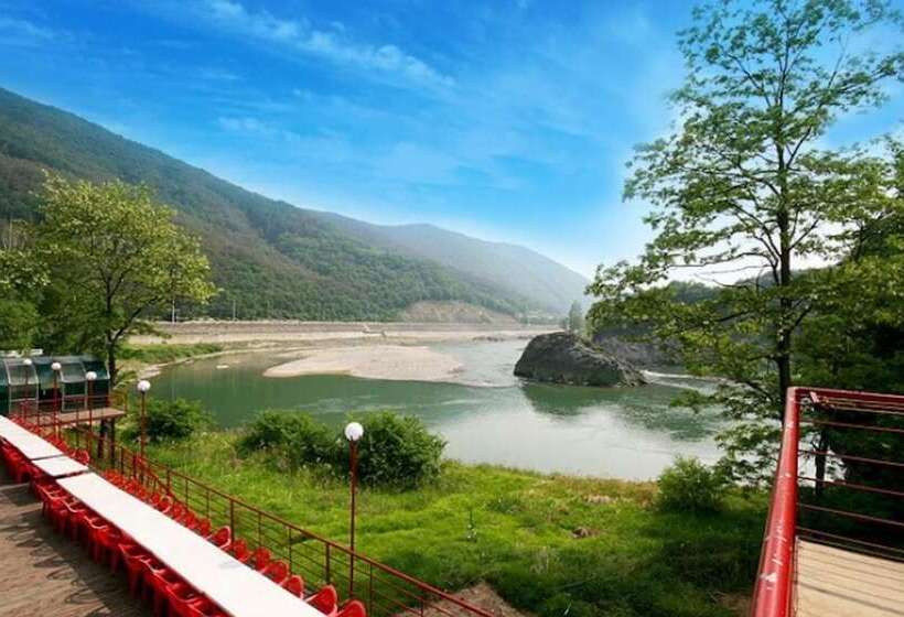 Пансион Youngwol Dongkang Village Caravan