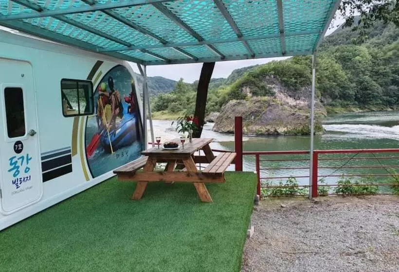 ペンション Youngwol Dongkang Village Caravan