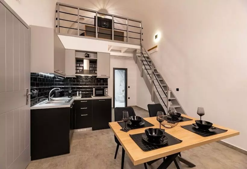 Filoxenia Luxury Villas