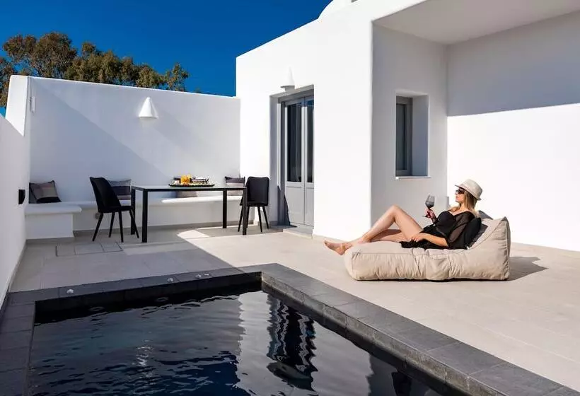 Filoxenia Luxury Villas