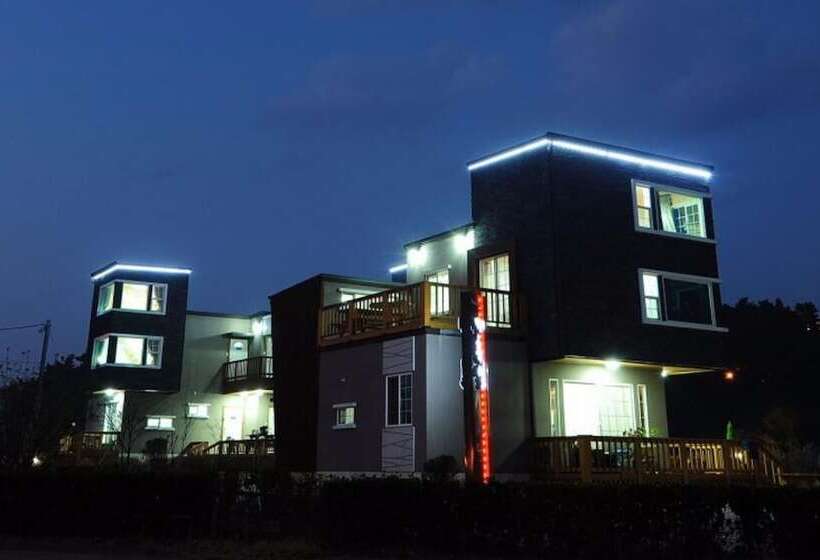 Gangneung Gyeongpo Holiday Pension
