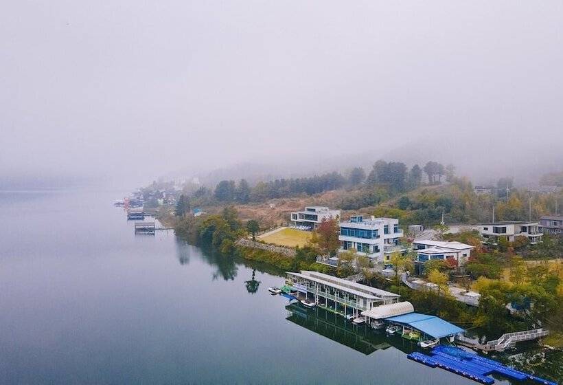 펜션 Gapyeong Jh Poolvilla & Glamping