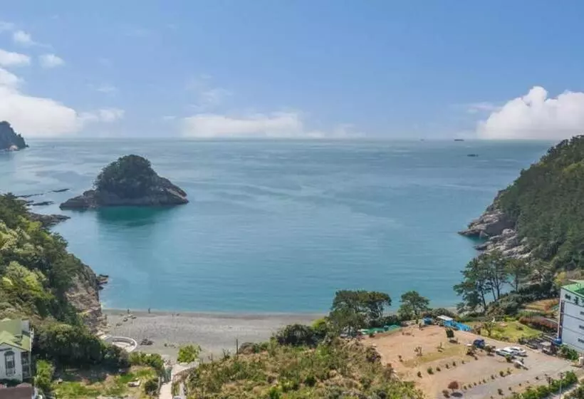 Geoje Island Haegeumgang Pension
