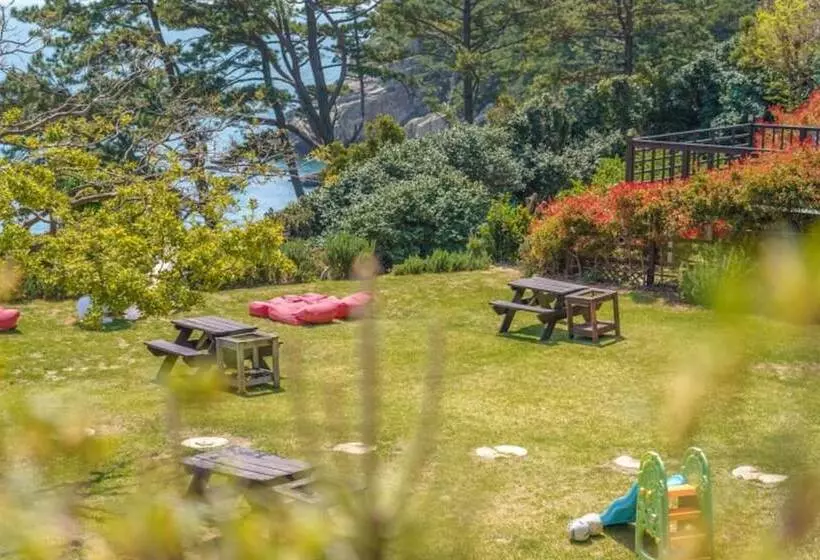 Geoje Island Haegeumgang Pension