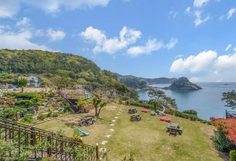 Geoje Island Haegeumgang Pension