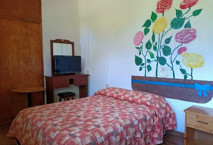 فندق Centro Ecoturistico Del Lago