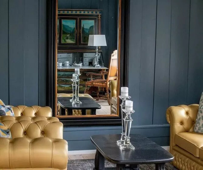 ホテル Dale Gudbrands Gard Kurs & Konferansesenter